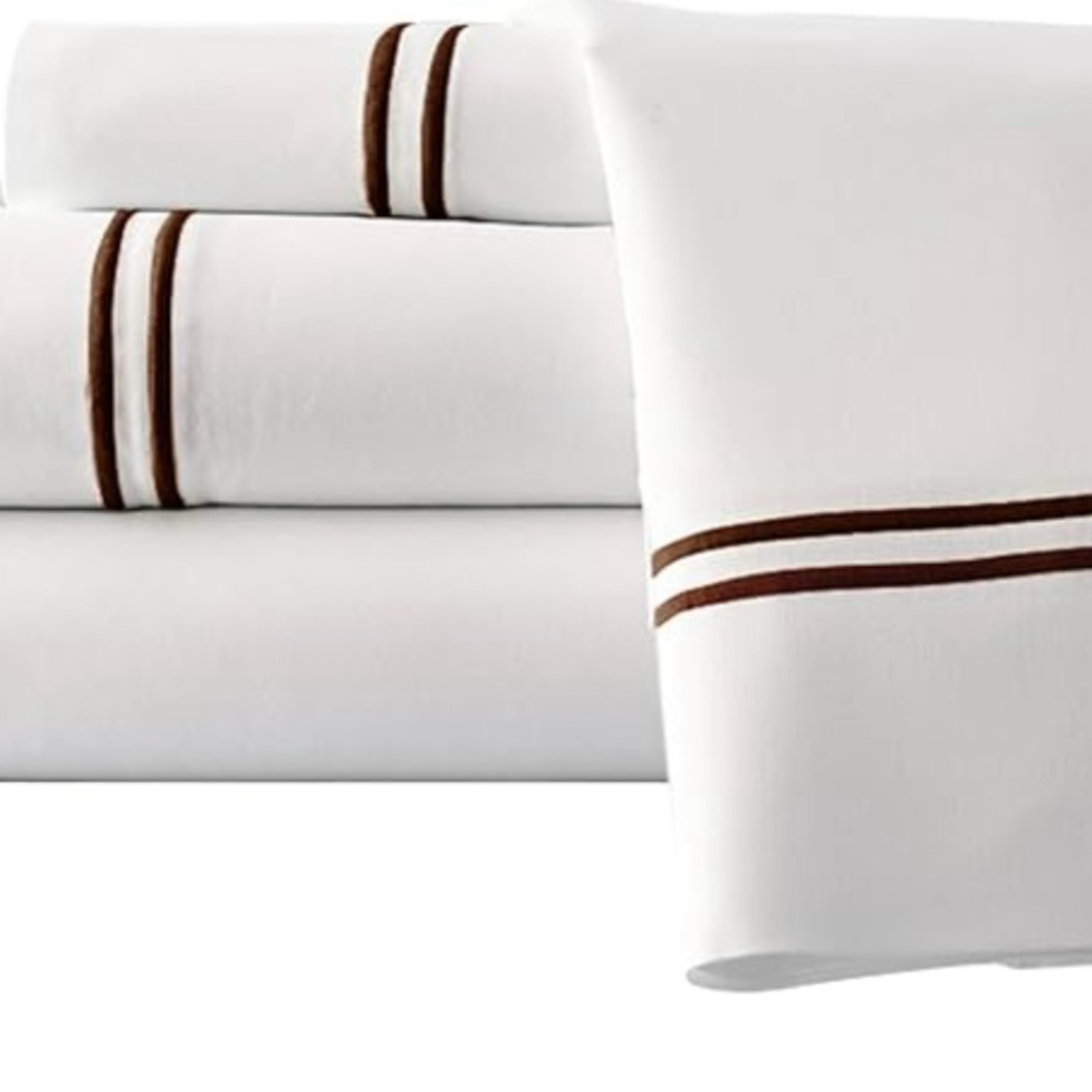 Amrapur Qn Size 4 Pc Sheet Set White/Chocolate Double Marrow Hem 11000DMG-CHO-QN